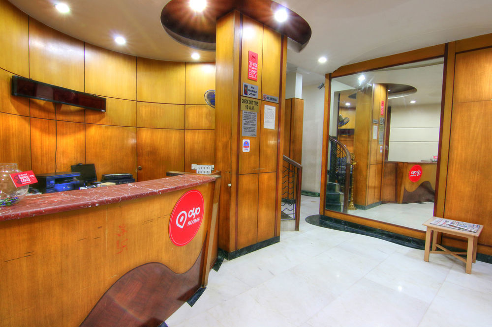 Oyo Rooms Goregaon East Station Malad Exterior photo